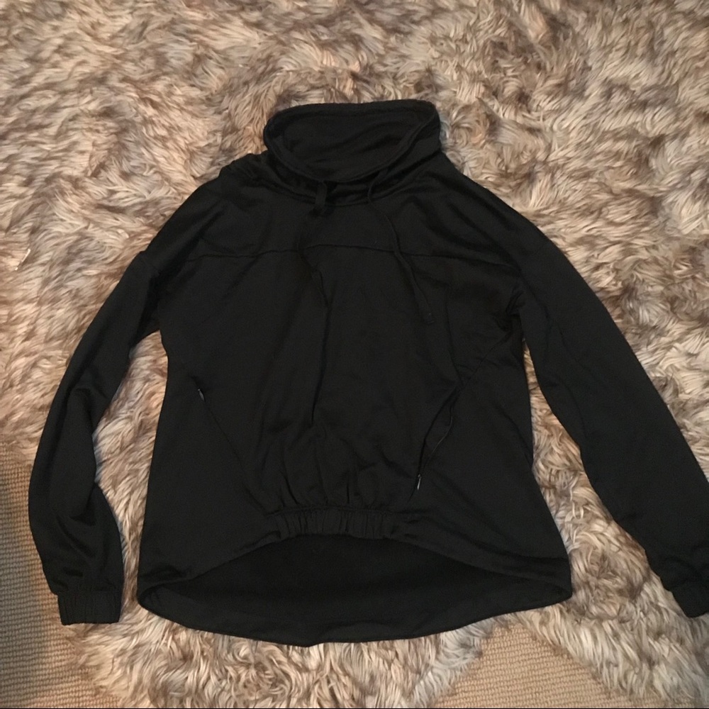 Fabletics pullover